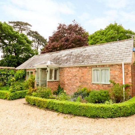 The Packing House Villa Severn Stoke Bagian luar foto