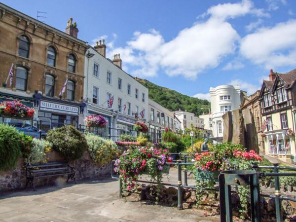 The Packing House Villa Severn Stoke Bagian luar foto